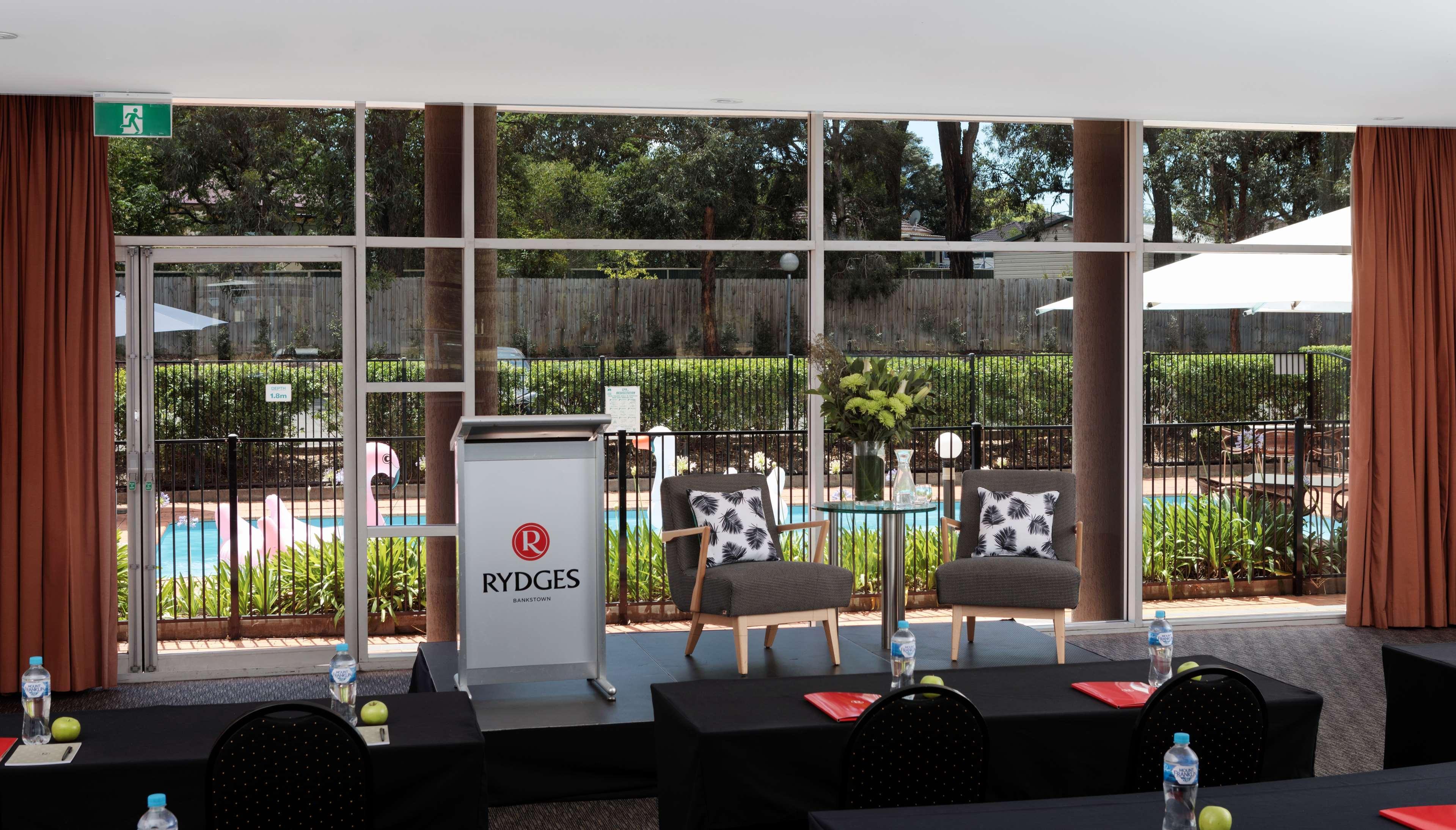 Rydges Bankstown Exterior foto