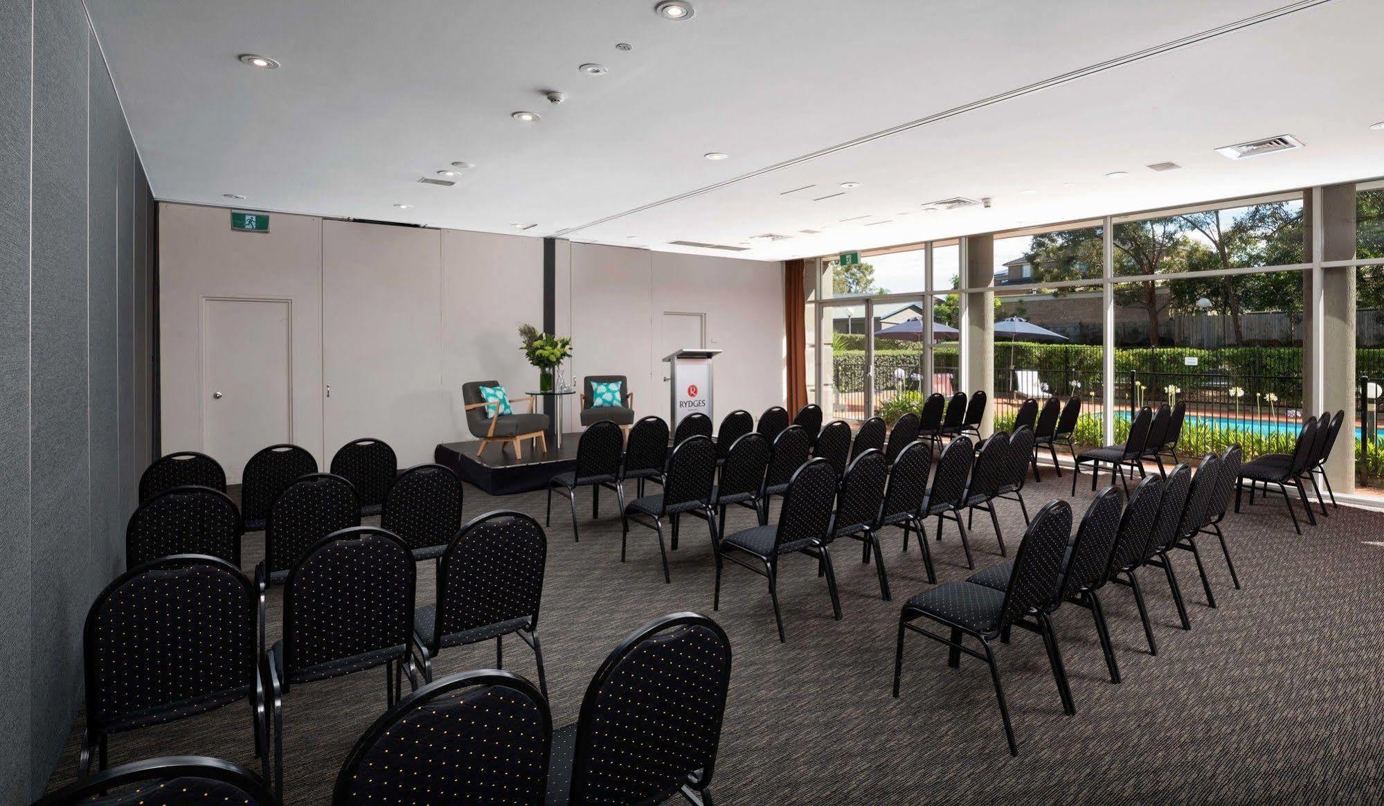Rydges Bankstown Exterior foto